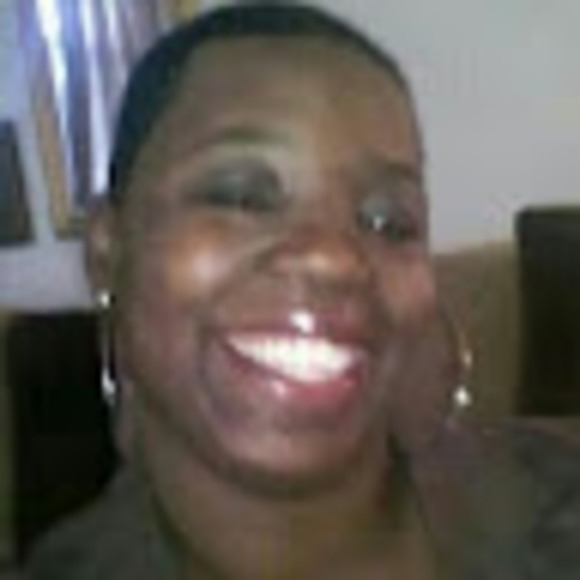 Meet your Posher, Phyliess - Picture 1 of 1